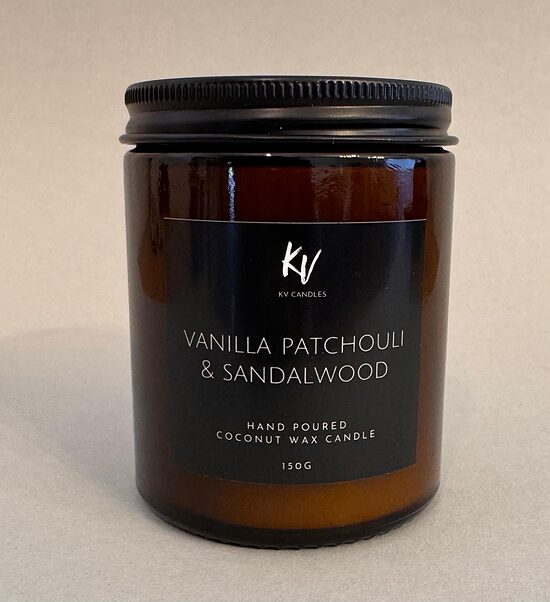 Aromātiskā svece "VANIĻA PAČŪLIJA & SANDALKOKS"